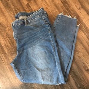 Ava & Viv Light Wash Jeggings